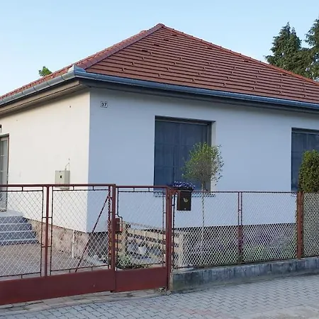 Tapler Vendeghaz * Balatonboglár